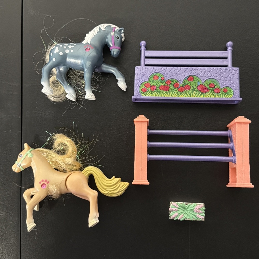 1994 Littlest Pet Shop Sparkling Pony Pairs Champion Ponies with Jumping Contest